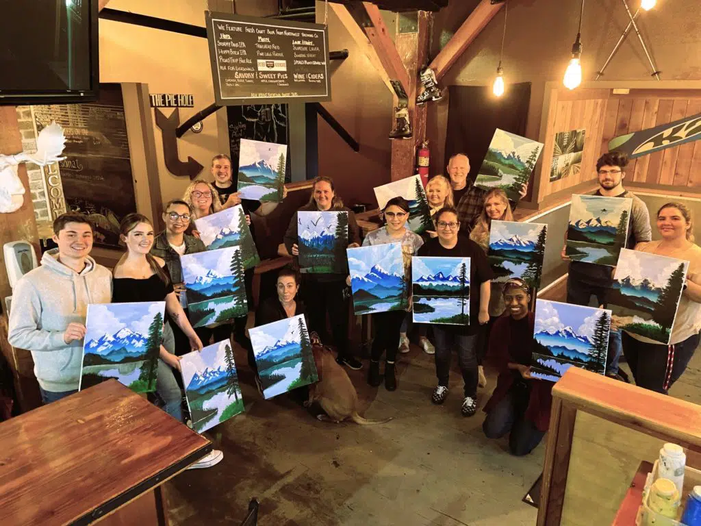Paint and sip near me at Pint and Pie public brewing house